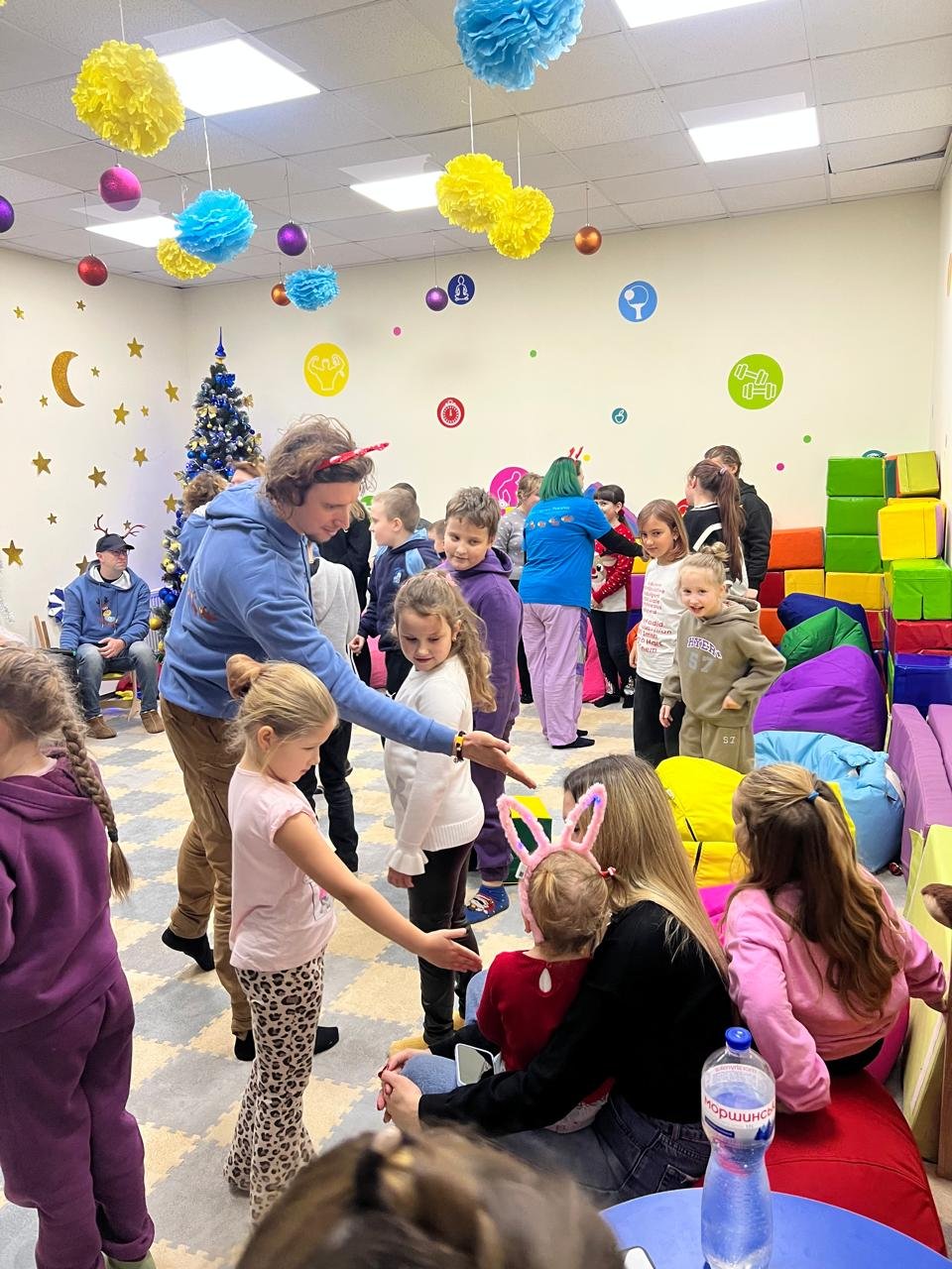  «Олені Святого Миколая» здійснили мрії дітей 